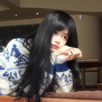 白面包车里的人